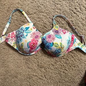 Floral Venus bikini swim top size 32-32DDD